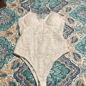 White lace body suit